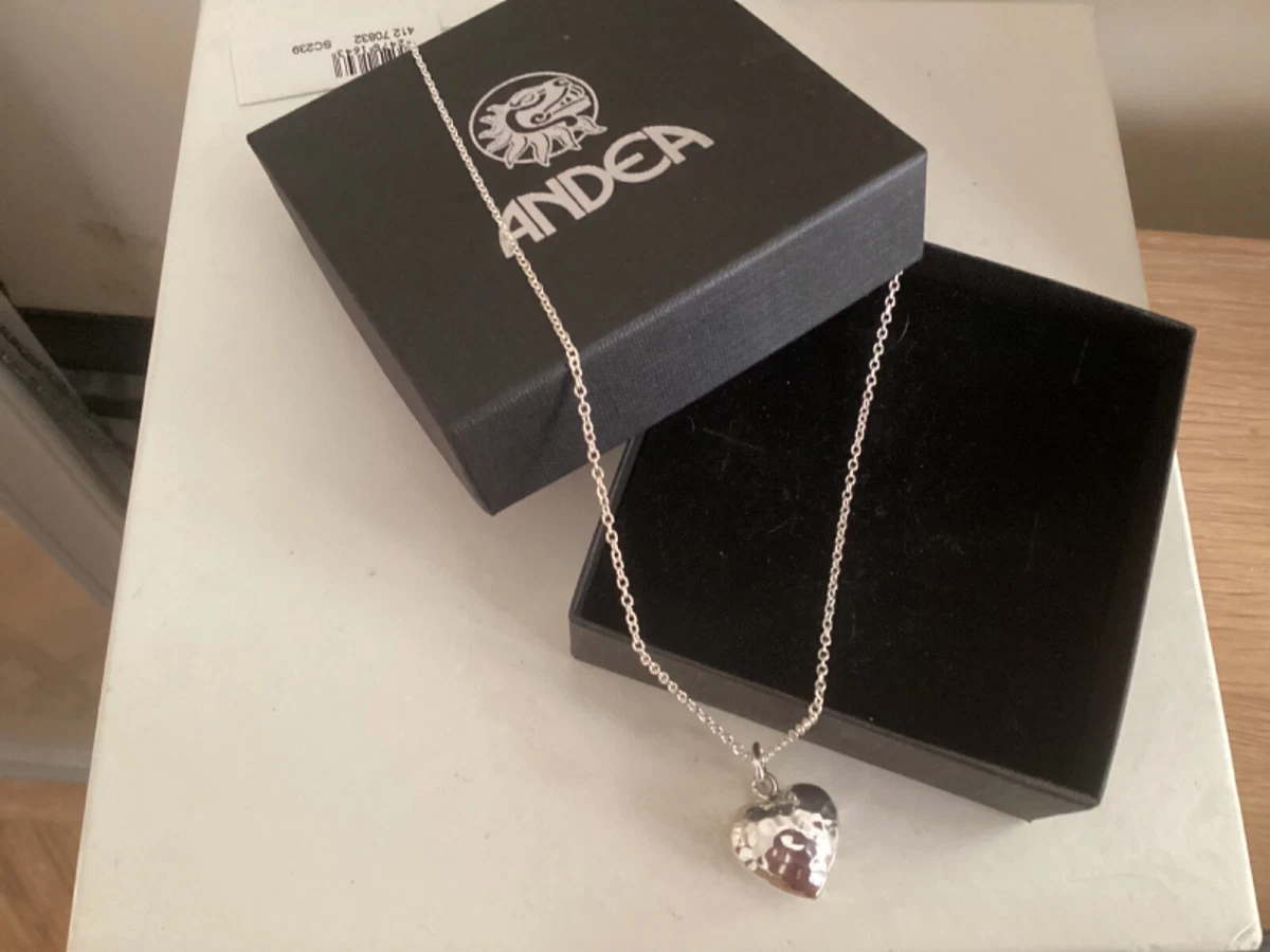 Andea jewellery shop