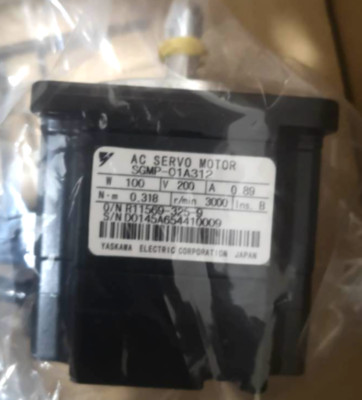NEW YASKAWA SGMP-01A312 Servo Motor