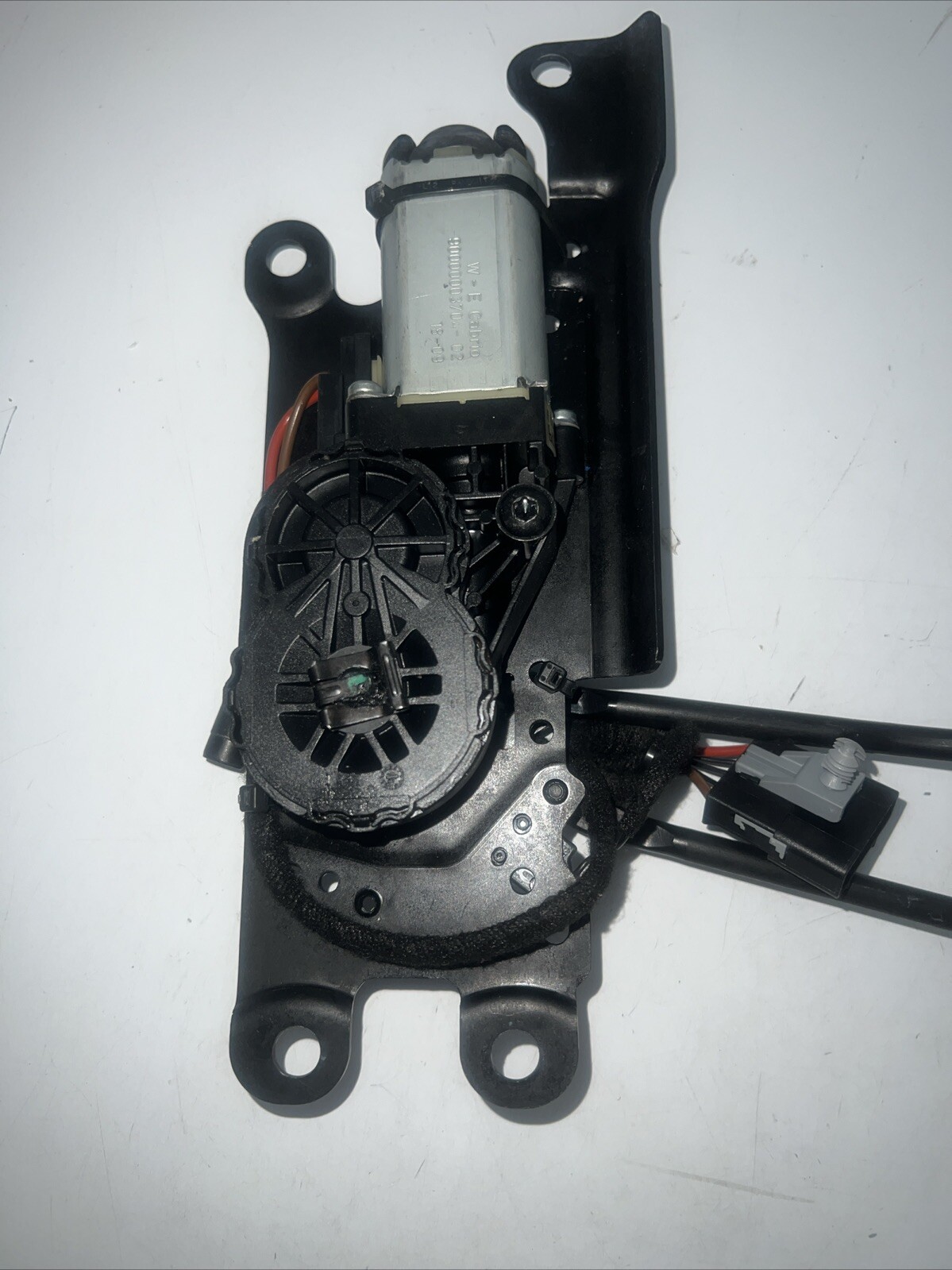 2019 Ferrari Portofino F164 FRONT Latch TOP SUNROOF SUN ROOF MOTOR ASSEMBLY