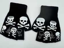 Black Skull Short Fingerless Knit Gloves