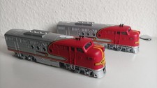 2  EMT FT , US  Diesel Lok von Bachmann +5 diverse US Waaggon