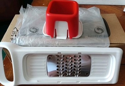 Tupperware Mini Mando - Grater New In Box