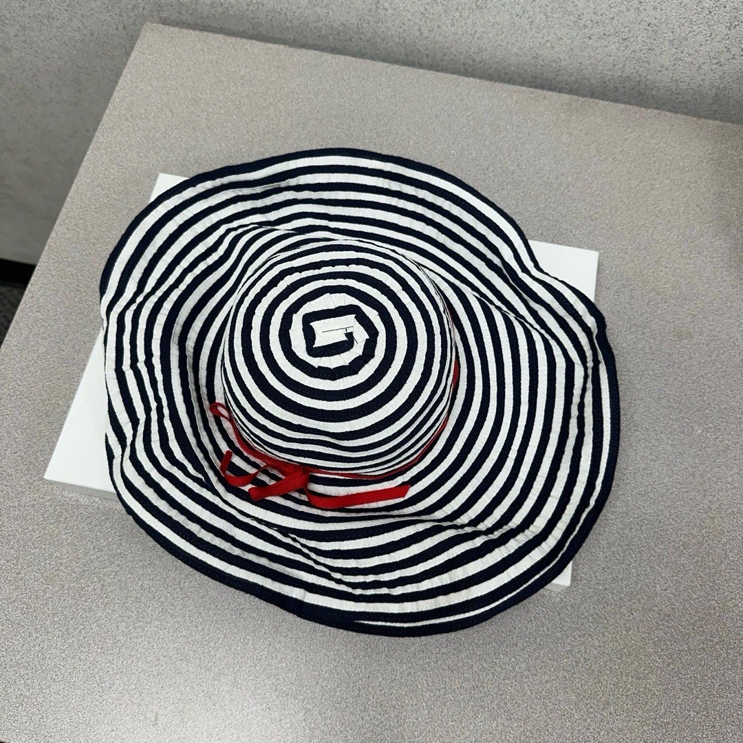 NWT Il Gufo Kids Sun Hat Size 50 2A Black White Striped Wide Brim Red Ribbon