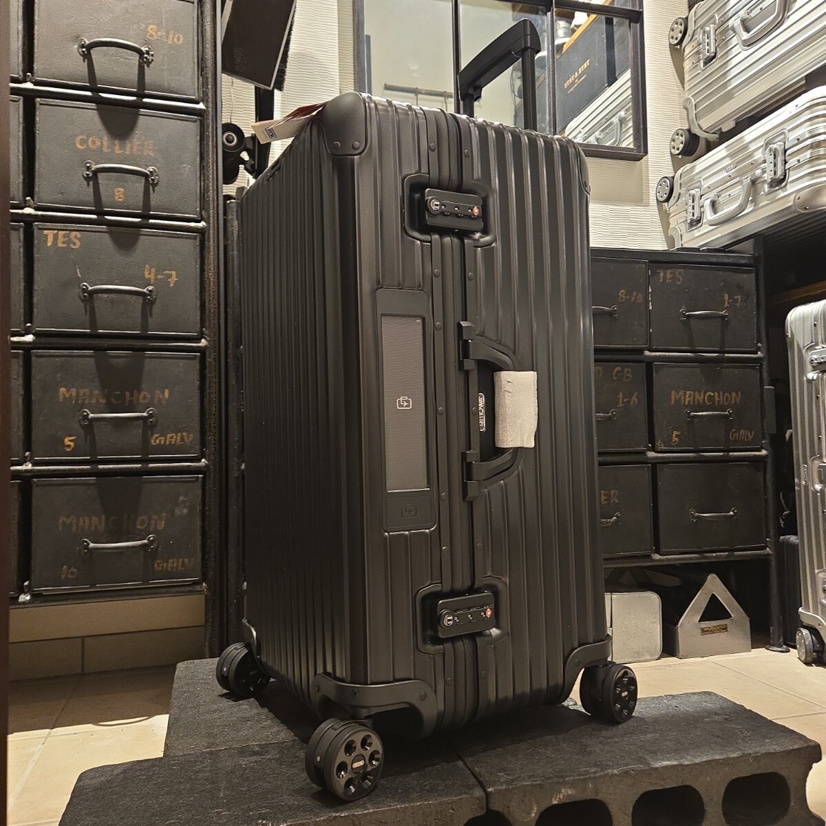 美品　RIMOWA TOPAS SPORT E-TAG 89L キャリーケース ◇新品リモワトパーズスポーツE-Tag 89L Rimowa Topas Sport