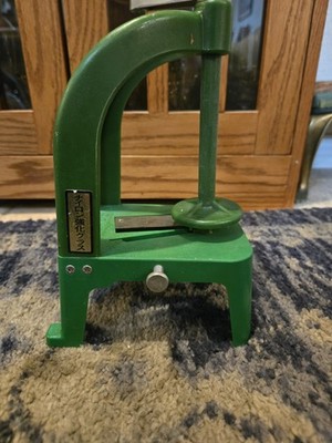 Vintage Japanese BENRINER COOK HELP Professional Vegetable Turning Slicer CKT04