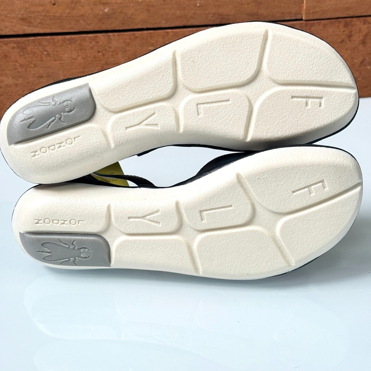 Achat chaussures Fly London Femme Sandale et Nu-pieds, vente Fly London