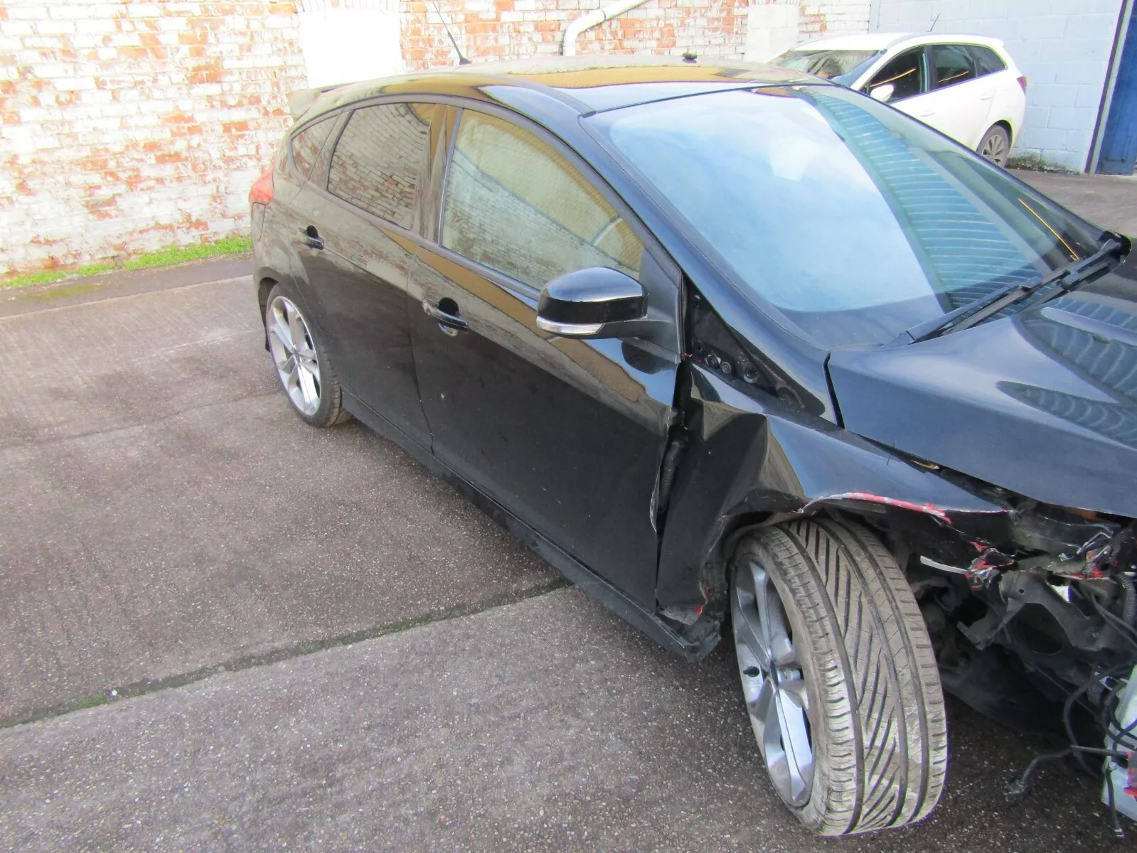 Picture 5 of 9
