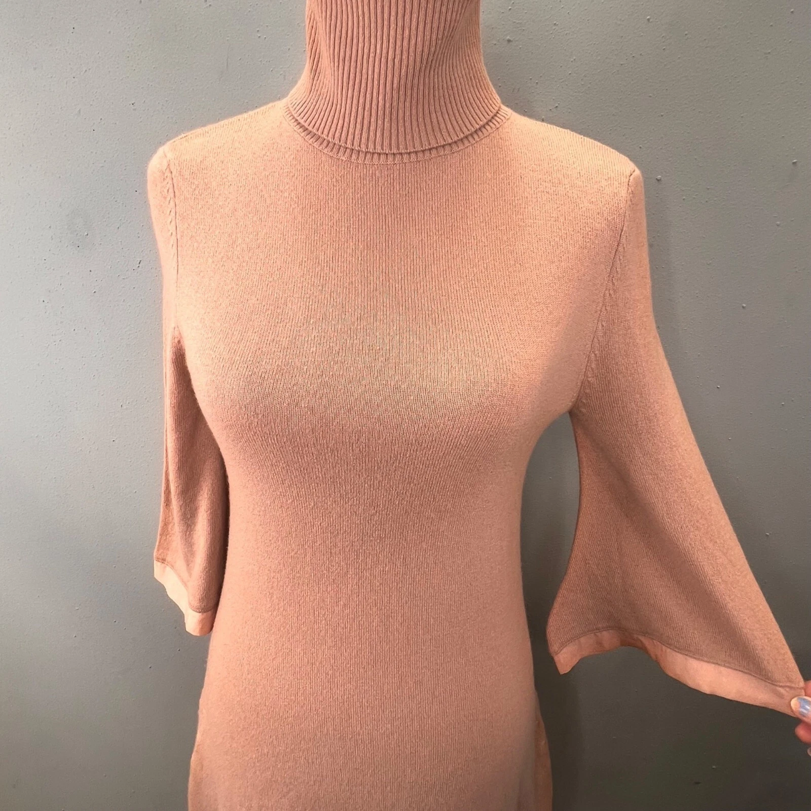 Abito con maglione Alexander Wang rosa polveroso polveroso collo a tartaruga taglia M manica a campana