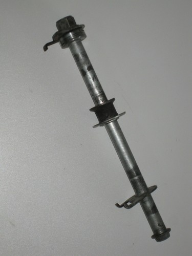 Suzuki GS 500E Hinterradachse, Steckachse  Achse hinten 28492km