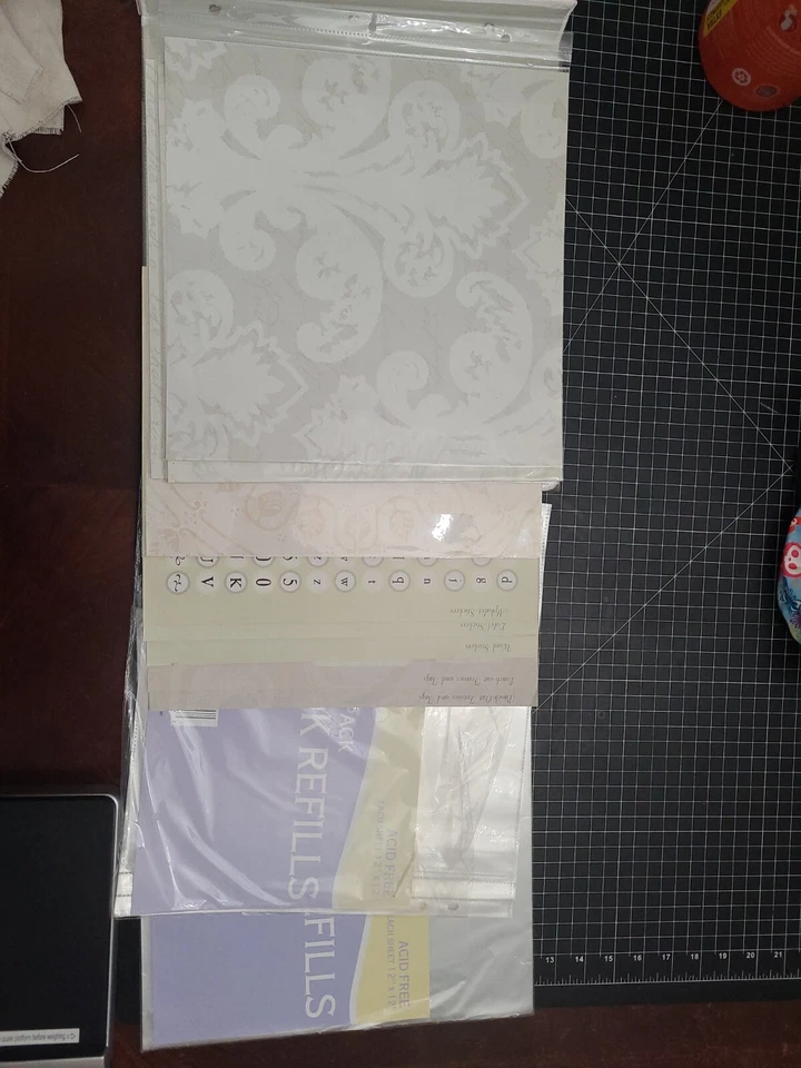 Bridal Inspirations12 x 12 White Floral Scrapbook Photo Album Wedding Open item - Image 3 of 4