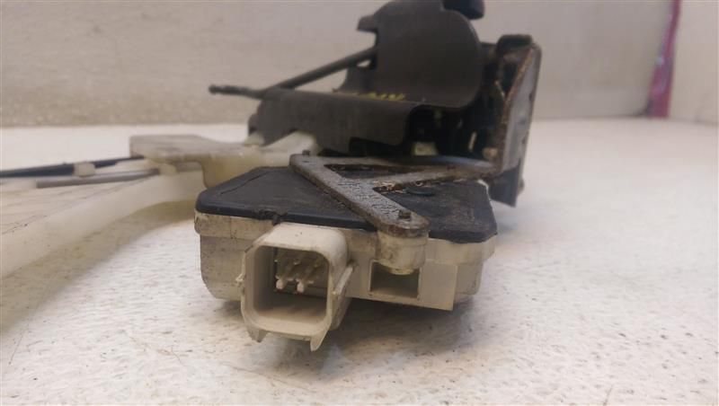 Drivers Left Rear Door Latch for 02-06 Hyundai Elantra