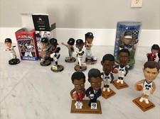 15 Different Bobble Heads -1 Christian Yelich Signed Bobblehead