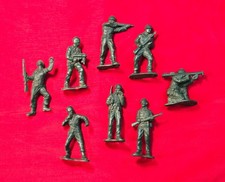 LOT OF 8: Vintage 3โ Green Plastic Army Soldier Figure WWII Rifleman Made in USA