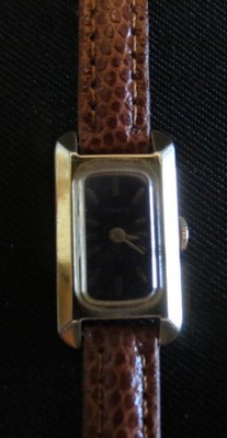 Timex 17 Jewel Gold Tone Women's Fashion Black Face Mechanical Wind Watch