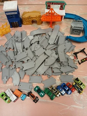 150 Pcs DRIVEN by Battat Build-A-City Pocket Lot Compatible with Micro Machines