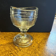 VTG GLASS EYE BATH EYE WASH PEDESTAL CUP MARKED USA 43 “A” 9 or 6