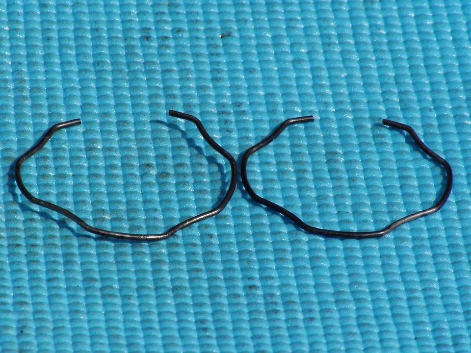 Anillos de presión de horquilla delantera Kawasaki ZN1100 KZ1100 KZ1000 ZX1100 ZX900 ZX750 ZX600 Foto 2 de 2