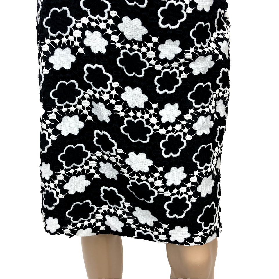 Ann Taylor Pencil Skirt Size 10 Floral Embroidered Lace Straight Office