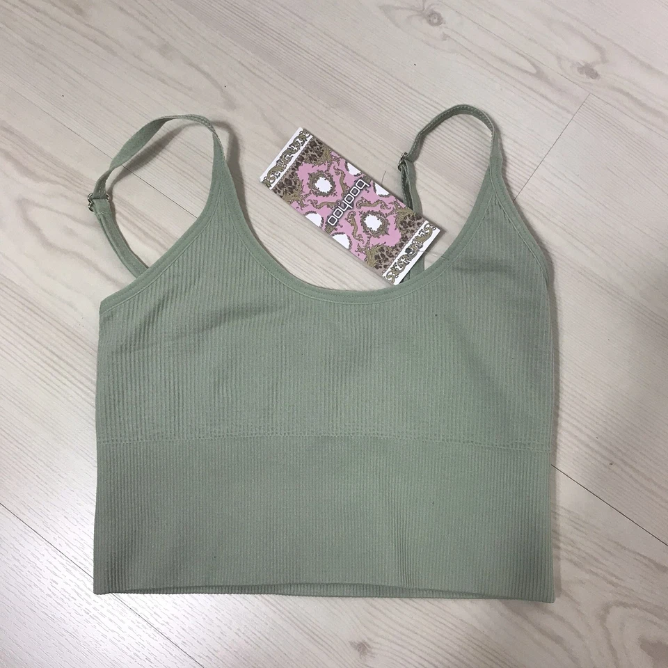 Nuevo con etiquetas Sujetador Boohoo Talla S Acanalado Sin Costuras Longline Lounge Bralette Caqui Sin Alambres Foto 2 de 4