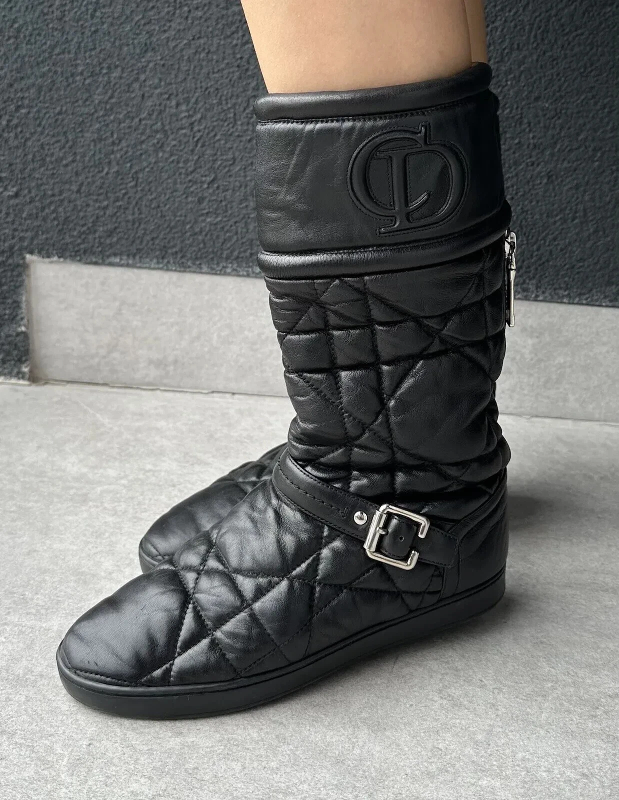 BOTTES MATELASSÉES VINTAGE CD CRISTIAN DIOR CUIR SOUPLE NOIR FEMME pointure 37,5