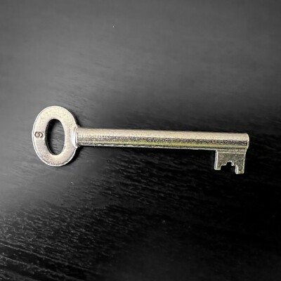 2.25'' Unique Bit Open Barrel Long Vintage Genuine Steel Antique Skeleton Key