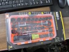 Klein Tools 28 Pc Essential Knect Pass-Throug...