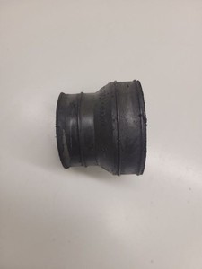 Volkswagen Golf IV 2002 Diesel 81kW Ansaugrohr Ansaugschlauch Turbolader DRA9598