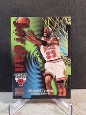 1997-98 SkyBox Z-Force Michael Jordan Chicago Bulls #29 A23 🐐🔥🔥🔥
