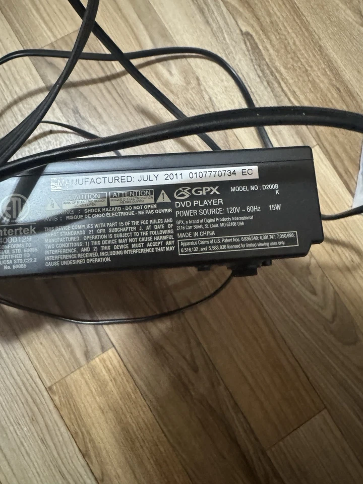 Reproductor de DVD compacto GPX D200B con cables AV - medios retro no probados Foto 4 de 4