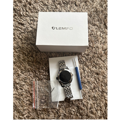 LEMFO Smart Bracelet 60mm Metal Case Silver Metal Band . Android & iOS