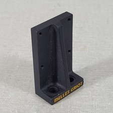 Melles Griot Optical Element Table Mount 21mm square Hole Spacing