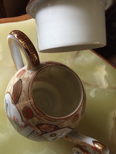 signed vintage Japanese egg shell porcelain tea set. geisha's and gilt - Picture 5 of 12