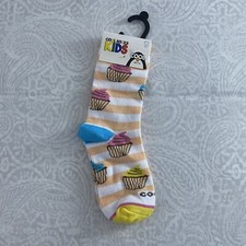Cool Socks Kid's Novelty Crew Socks, Cupcakes, Size 7-10 Years