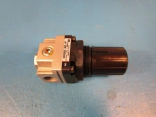 SMC NAR2000-N02-M Pneumatic Regulator