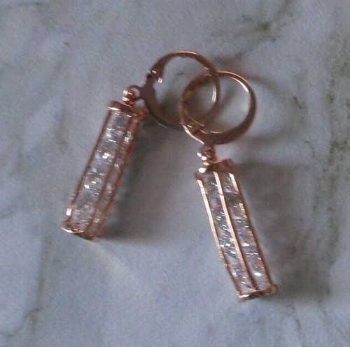Boucles d'oreilles en cristal Swarovski rose - Photo 3/3
