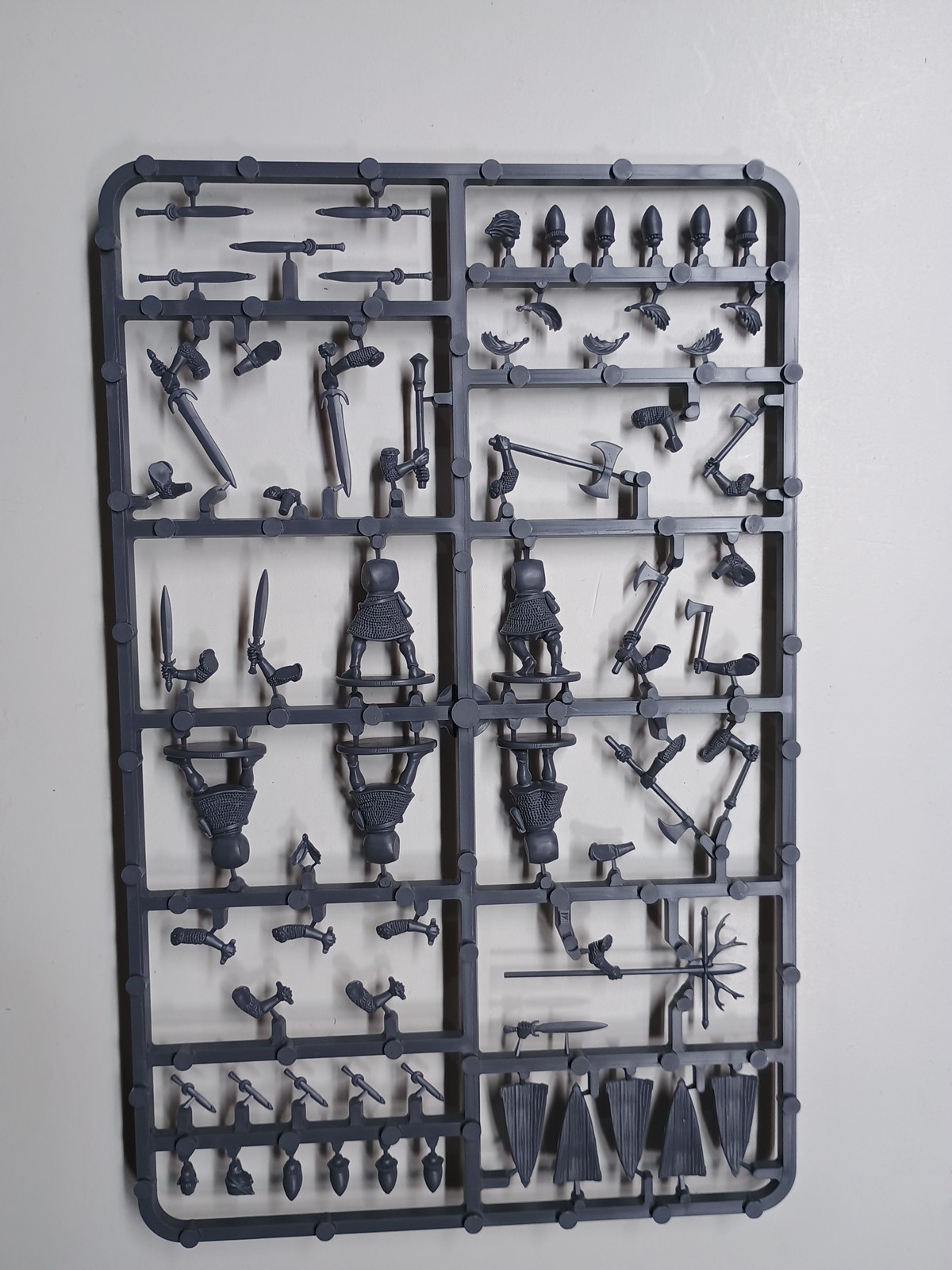 Oathmark Elf Heavy Infantry Sprue Miniatures - Free  Post
