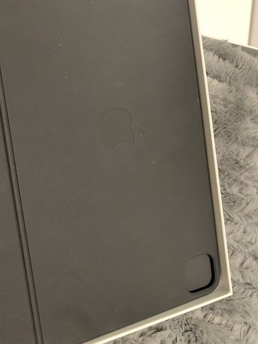 Genuine Apple iPad Pro 12.9” Magic Keyboard (3rd-6th Generation) - 第 4/10 張圖片