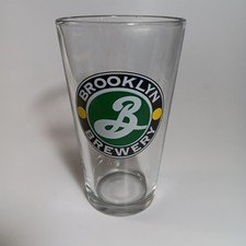 Brooklyn Brewery Glass Beer Pint NY New York Brewing Green Yellow 