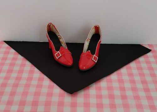 Large Tonner Evangeline Ghastly Style Fashion Doll Red Heel Shoes