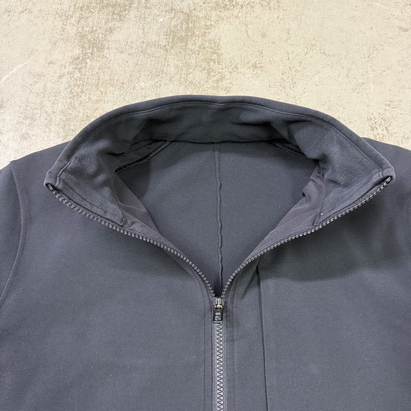 Lululemon Sojourn Jacket Full Zip Softshell Black… - image 5