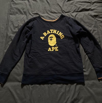 A BATHING APE NAVY TRAINERS