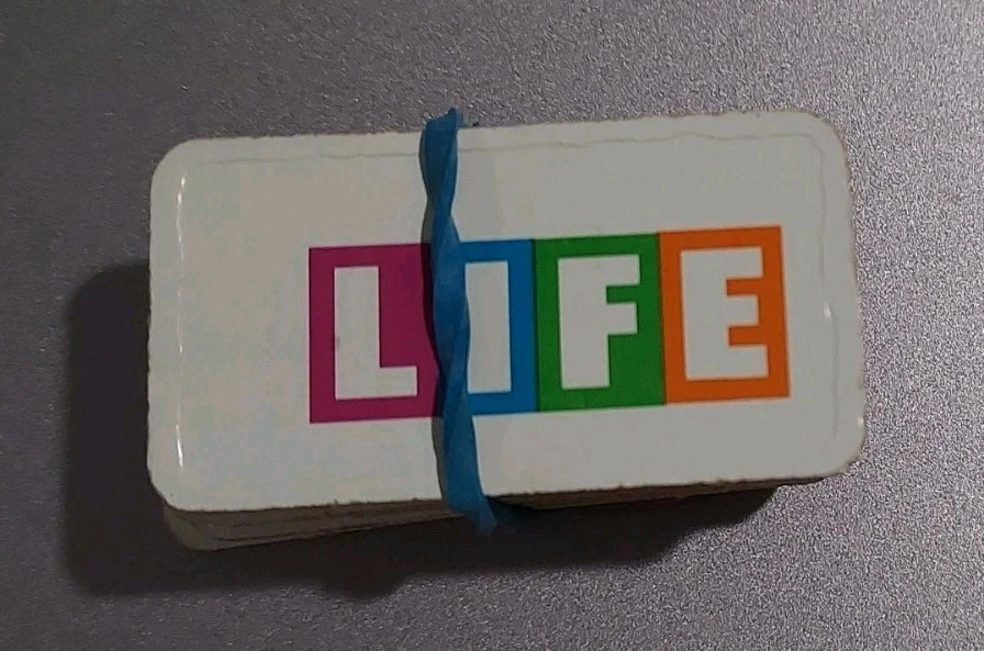Game of Life Cards Replacement Pieces Deed Stock ect Vtg 1991, 7 buildings - Image 4 of 4