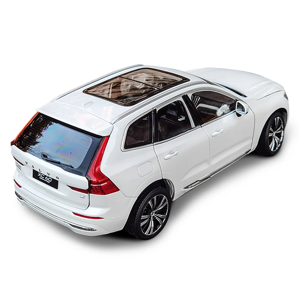 1:18 Scale Volvo XC60 2022 Diecast Model Car Toy Gift Collection Door Open - Image 2 of 4