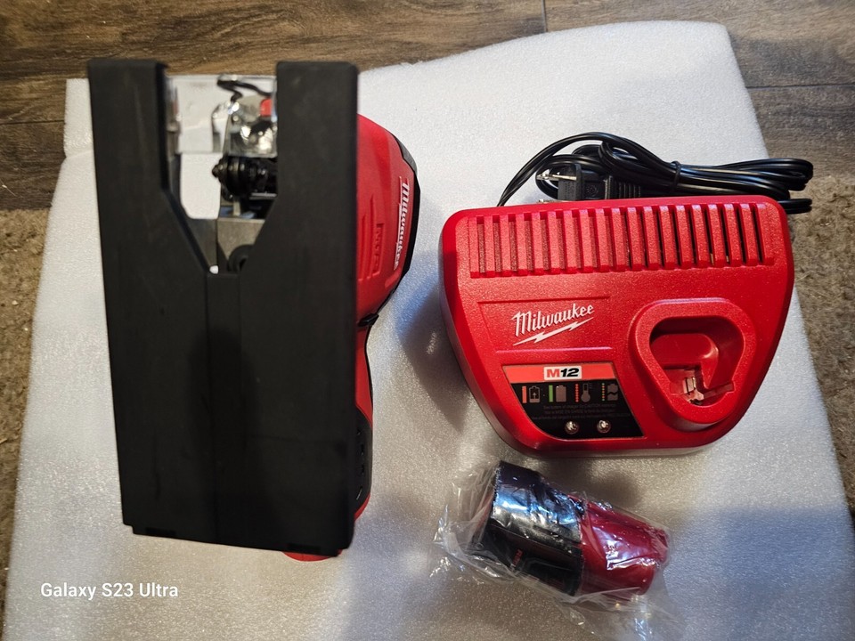 Milwaukee 244520 M12 Cordless High Performance Jig Saw eBay