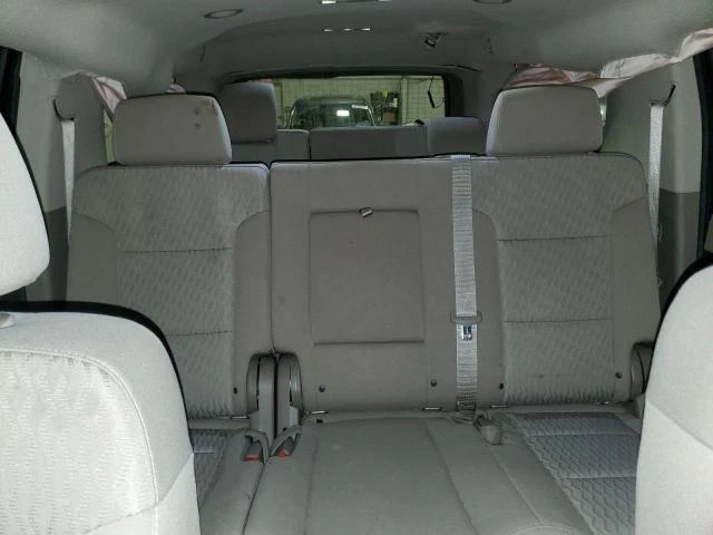 Used Rear Left Door Assembly Rear Side fits: 2015 Chevrolet Suburban 1500 privac Foto 4 de 4