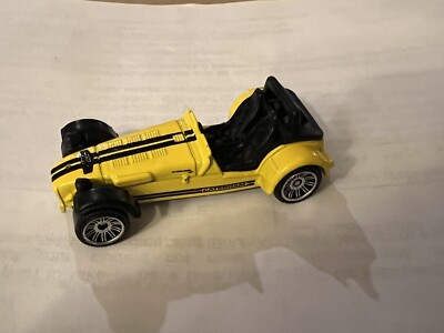 Matchbox MBX Sports Cars Caterham R500 Superlight Roadster Yellow/Black Stripes