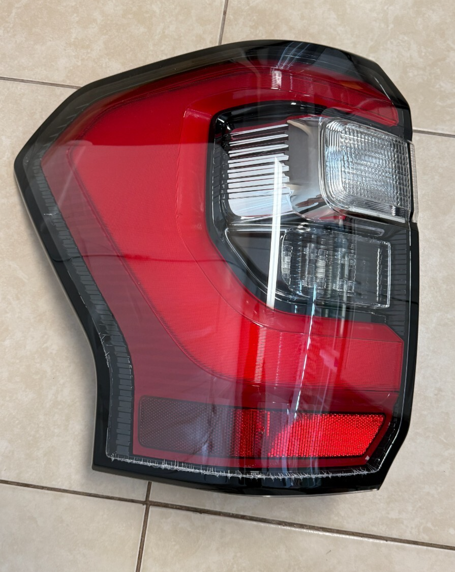 2018 - 2021 Ford Expedition Black Tail Light Left LH Driver JL1B