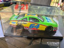 HOT WHEELS 1998-NASCAR PONTIAC GRAND PRIX- 64 VISA-W/CASE