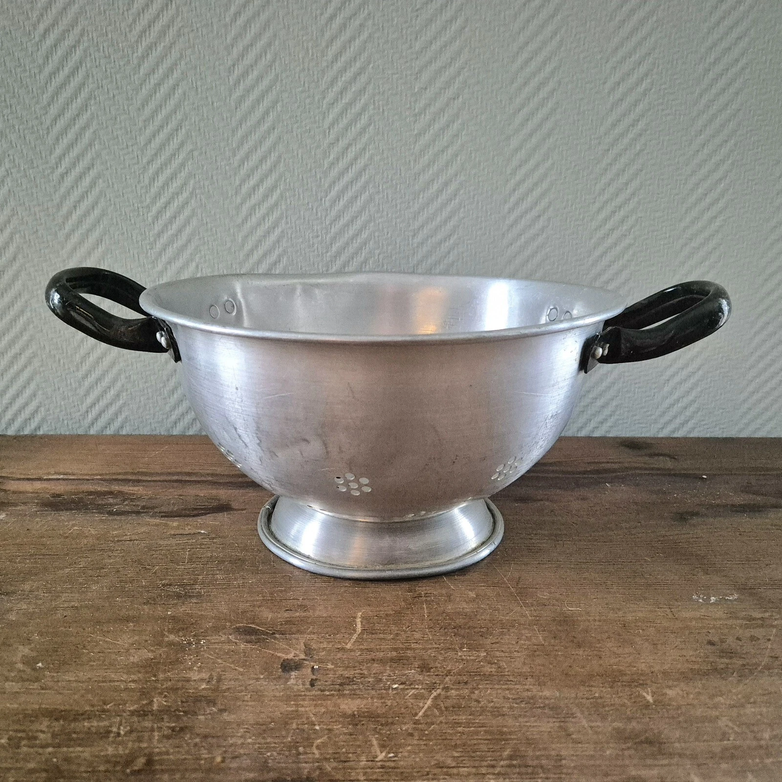 VINTAGE Dutch COLANDER Aluminum Black Retro 1960's Sixties Strainer
Opens in a new window or tab