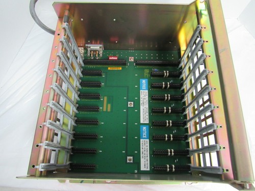 ALLEN BRADLEY 1771-A2B B REV. K02 8-SLOT I/O CHASSIS - Picture 3 of 7